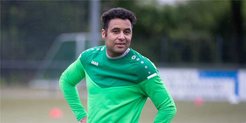 Test zwischen BV Lünen und PSV Bork nach wenigen Minuten abgebrochen Das Spiel des PSV Bork mit Spielertrainer Sanmi Ojo musste nach kurzer Zeit abgebrochen werden.