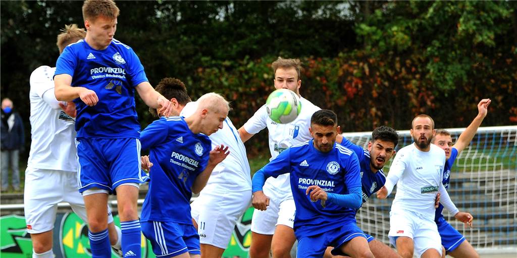 VfL-Spieler hat zwei Favoriten für den Bezirksliga-Aufstieg - wo landet der VfL Schwerte? VfL-Spieler hat zwei Favoriten für den Bezirksliga-Aufstieg - wo landet der VfL Schwerte?