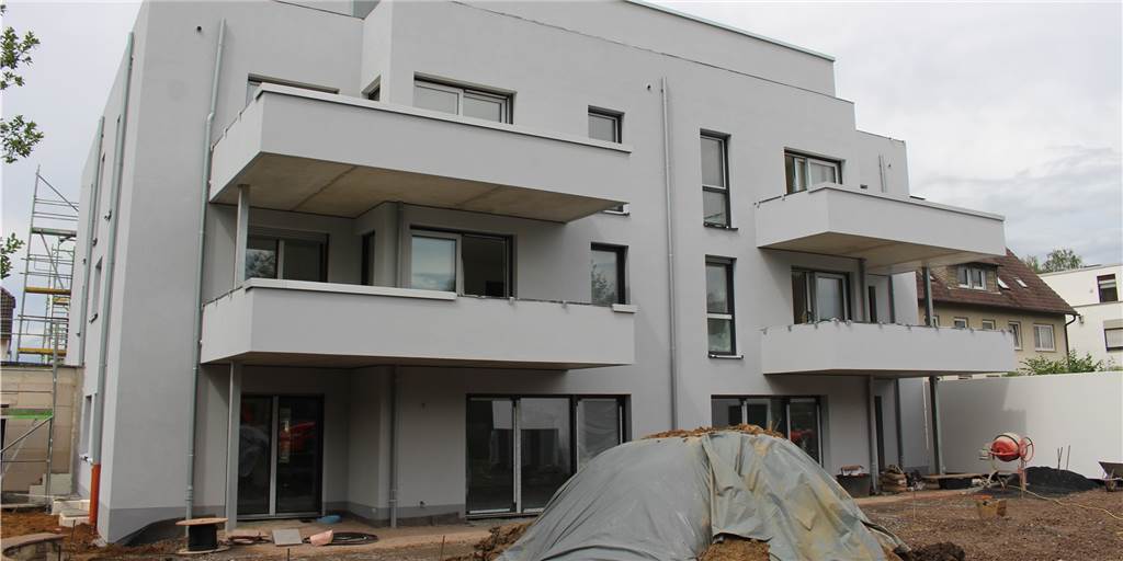 Corona-Pandemie kostete neue Tagespflege drei Monate Bauzeit Die Holzener Tagespflege Am Weidenbusch wird in das Erdgeschoss dieses Mehrfamilien-Wohnhauses einziehen.