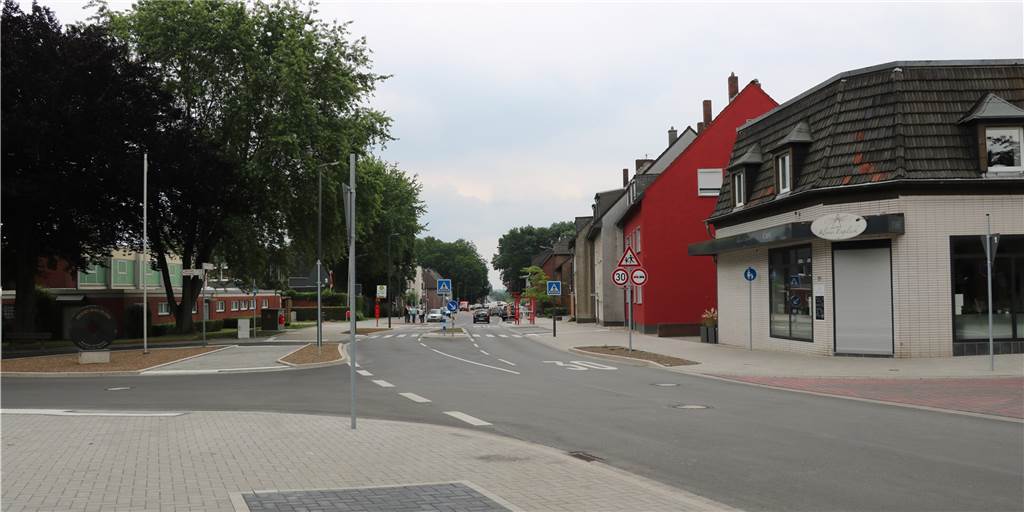 Überschwemmungen an der Schneiderstraße: Baudezernent weist Kritik zurück Überschwemmungen an der Schneiderstraße: Baudezernent weist Kritik zurück