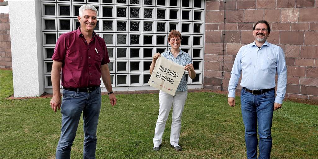 „Viele kamen ins Erzählen“: 1300 Begegnungen bei Bullitour in Haltern Zogen ein positives Fazit der Aktion "Uns schickt der Himmel", v.l.: David Schütz, Dr. Reinhild Tuschewitzki und Georg Kleemann.
