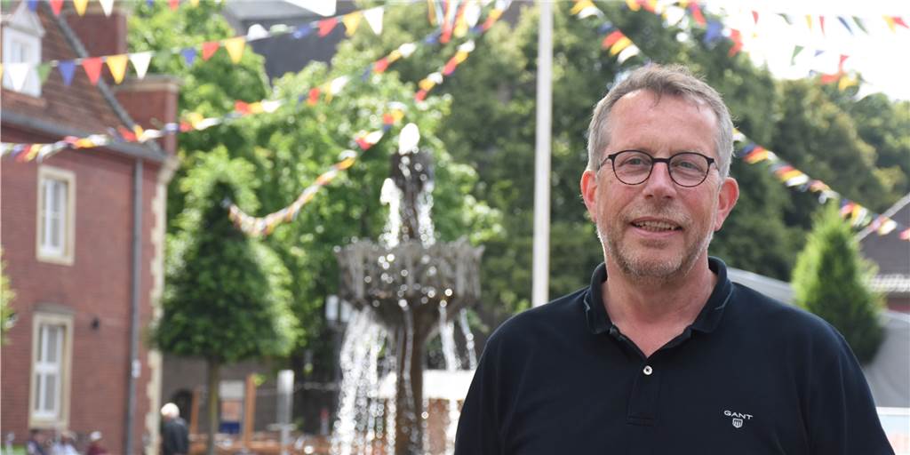 Endlich Leben in der Innenstadt: Leerstände verschwinden, Baustellen bleiben City-Manager Jörg Lenhard hat mithilfe des Förderprogrammes des Landes NRW bereits 20 Leerstände in der Vredener Innenstadt gefüllt.