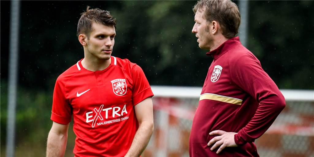 LSV-Neuzugang Franzrahe im Video: „Abläufe waren natürlich noch gar nicht drin“ Ferdinand Franzrahe (l.) hat schon beim Holzwickeder SC mit Trainer Axel Schmeing zusammengearbeitet.