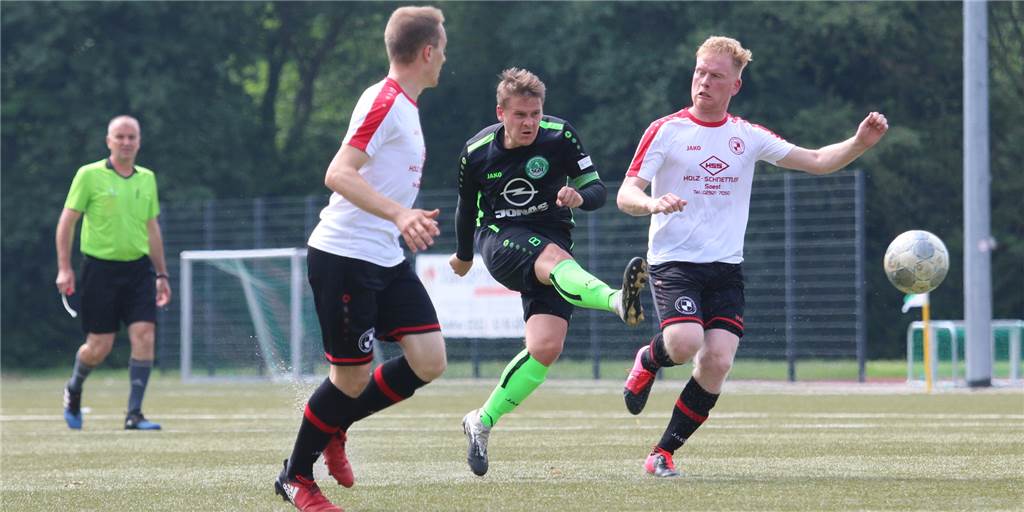 Müde Massener nach Doppel-Testspiel-Wochenende: „Man merkt es in den Knochen“ Müde Massener nach Doppel-Testspiel-Wochenende: „Man merkt es in den Knochen“