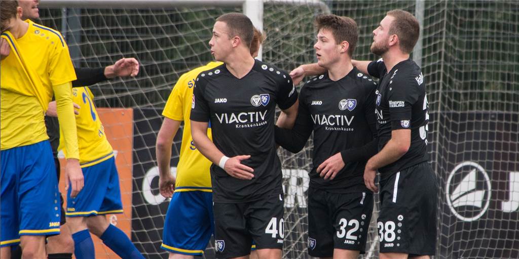 Das Landesliga-Team des TuS schlägt sich wacker, belohnt sich aber nicht Das Landesliga-Team des TuS Haltern am See, hier (v.l.) Nils Bartke, Linus Saewe und Christoph Goos, verkaufte sich teuer gegen Westfalenligist Wacker Obercastrop.
