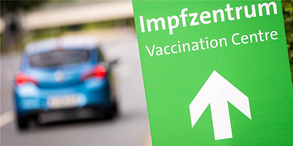 Spritze auf dem Rewe-Parkplatz: Liebe Impfmuffel, gebt euch einen Ruck Spritze auf dem Rewe-Parkplatz: Liebe Impfmuffel, gebt euch einen Ruck