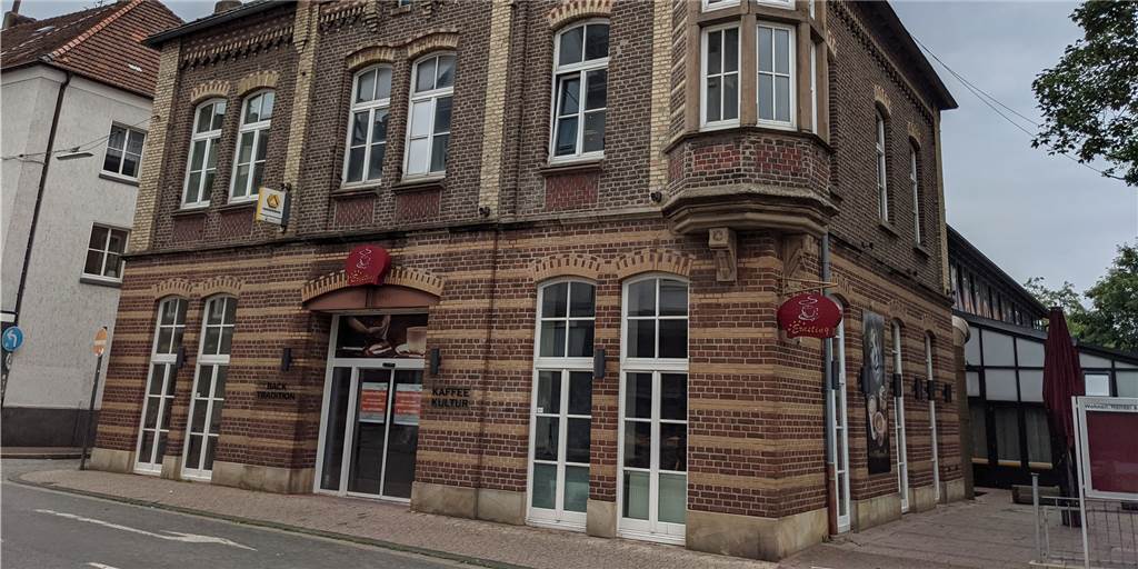 Innenstadt Dorsten: In Ex-Bäckerei zieht ein neues Restaurant ein Wo früher die Bäckerei Ernsting ansässig war, zieht bald ein indisches Gastronomie-Konzept ein.