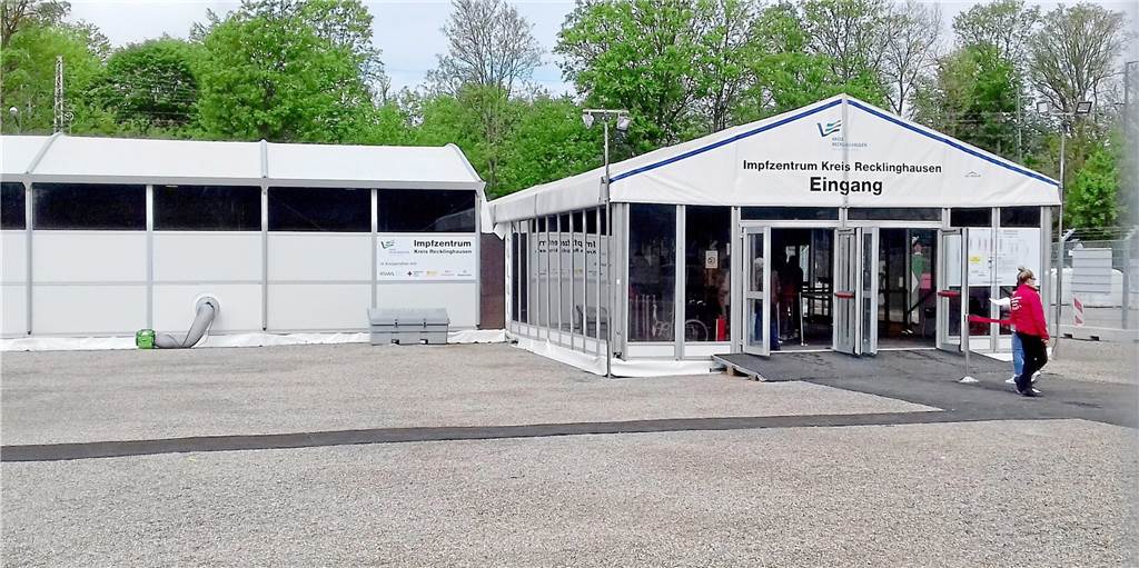 NRW-weite Woche des Impfens läuft ohne Aktion in Castrop-Rauxel Woche des Impfens: Im Impfzentrum des Kreises Recklinghausen am Konrad-Adenauer-Platz kann sich nun jeder ohne Termin impfen lassen. (Archivbild)
