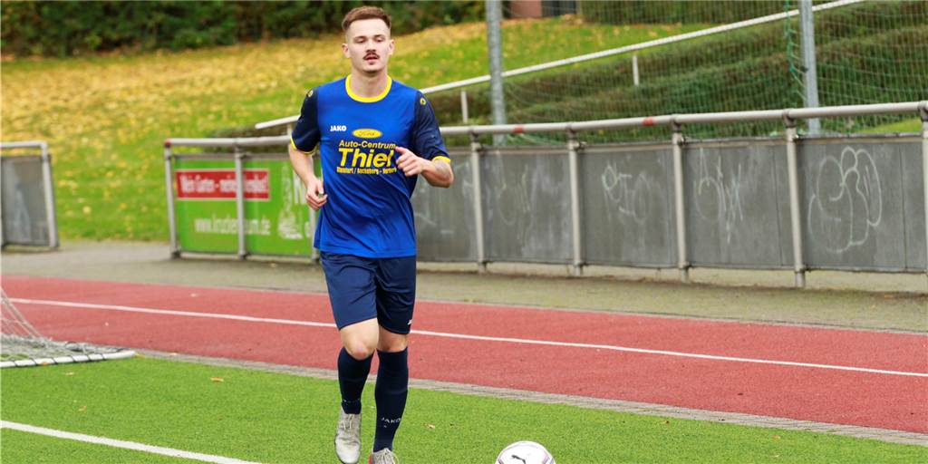 Robin Schwick startet beim SV Herbern besser in die Vorbereitung als letztes Jahr Robin Schwick ist mit dem SV Herbern gut in die Vorbereitung gestartet.