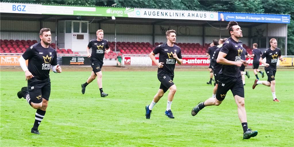 Video: Eintracht Ahaus macht sich fit für die Saison – mit Fitnesscoach Video: Eintracht Ahaus macht sich fit für die Saison – mit Fitnesscoach