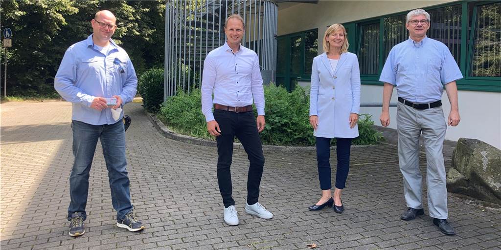 Was macht ein Verein, der sich der Heimatverbundenheit widmet? Michael Kebekus (v.l.), Jens Ewald, Emilie Prüser und Martin Kolöchter vom Vorstand des Vereins pro Schwerte.
