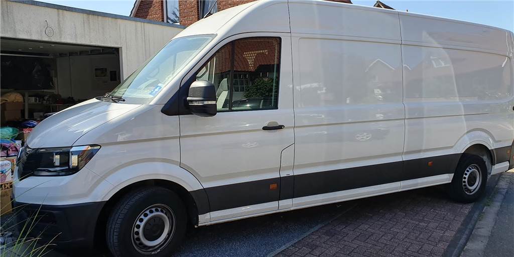 Bemerkenswert: Hilfsbereitschaft endet nicht vor der eigenen Haustür Sprinter plus Anhänger statt 7,5-Tonner. Berthold Kortbus ist einfach nur glücklich, dass er starten kann.