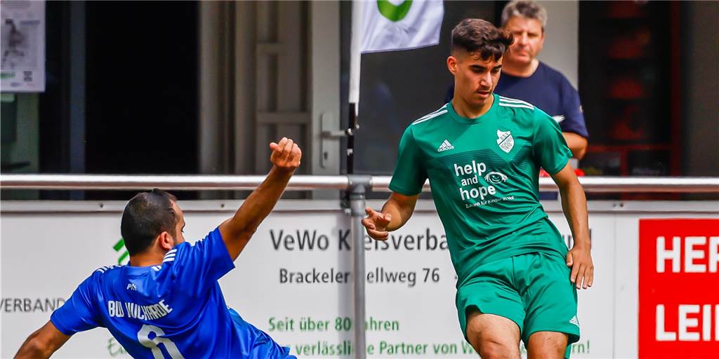 Zwei Thesen zum Kronen-Kreidekarre-Cup: Spielen Teams ohne ihren Trainer besser? Engagierte Leistung der Huckarder gegen den BSV Schüren vor einer Woche.
