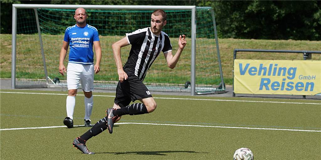 C-Kreisliga-Bomber bleibt im Gastspiel beim Ex-Verein seiner Linie treu Marvin Bremkes fühlte sich bei seinem Gastspiel an alter Heimatstätte pudelwohl. Der SV Afferde besiegte den VfL Kamen III.
