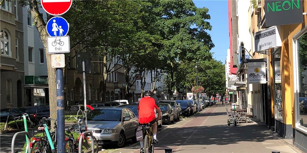 Radweg an der Kaiserstraße: Stadt sagt, was nun dort gilt Radweg an der Kaiserstraße: Stadt sagt, was nun dort gilt