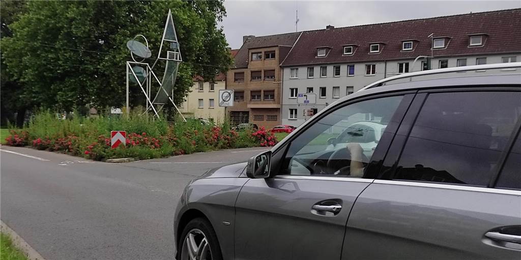 Unfallstatistik: Castrop-Rauxel Bahnhofstraße – sechs Radunfälle in 2020 Am Engelsburgplatz in Richtung Bahnhofstraße sind viele Rad- und Autofahrer unterwegs. Das ist nicht immer ungefährlich.