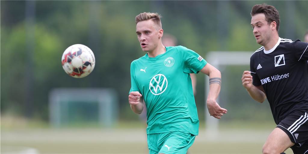 „Bin kein Landesligaspieler“: Wethmar-Neuzugang hat klare Ziele und Verbesserungsvorschläge Für Jonas Osterkemper geht es in der kommenden Saison für Westfalia Wethmar auf den Platz. Der Stürmer hat genaue Vorstellungen, wie die Partien ablaufen sollen.