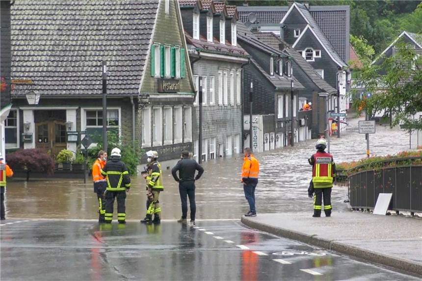 Nach Hochwasser: Städte und Kreise in NRW bereiten sich auf erneuten Starkregen vor Nach Hochwasser: Städte und Kreise in NRW bereiten sich auf erneuten Starkregen vor