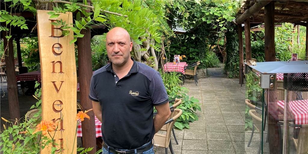 Bello i bravissimo: Jury kürte „Italiener des Jahres“ in Castrop-Rauxel Nunzio Marcucci ist mit seiner Trattoria Puglia Castrop-Rauxels "Italiener des Jahres". Zum ausgezeichneten Gesamtpaket des Restaurants zählt auch das Ambiente, etwa im "Giardino", dem grünen Innenhof.