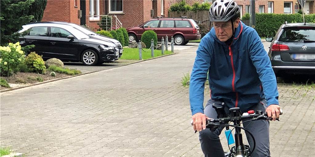 Seit 1993 fährt Dagobert Ullrich fast ausschließlich mit dem Fahrrad zur Arbeit von Werne nach Lünen.