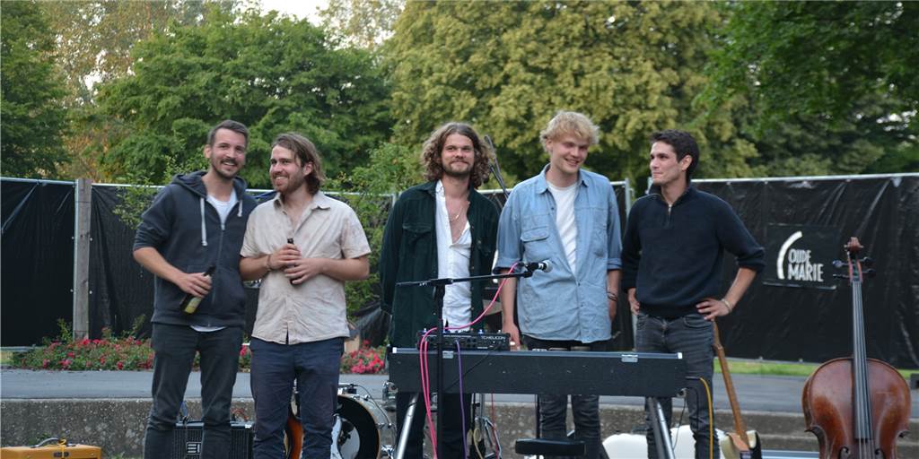 Intime Electro-Folkmusik begeisterte Dorstener Zuhörer