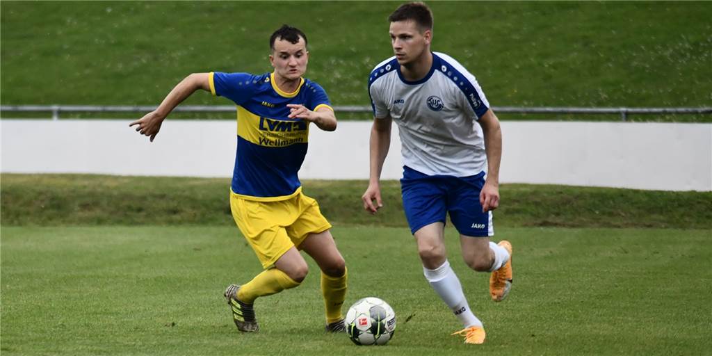 SV Herbern zeigt gegen Westfalenligisten starkes Spiel - belohnt sich aber am Ende nicht Marcel Scholtysik (l.) glich zwischenzeitlich für den SV Herbern gegen den TuS Hiltrup aus. Zum Sieg reichte es am Ende dennoch nicht.