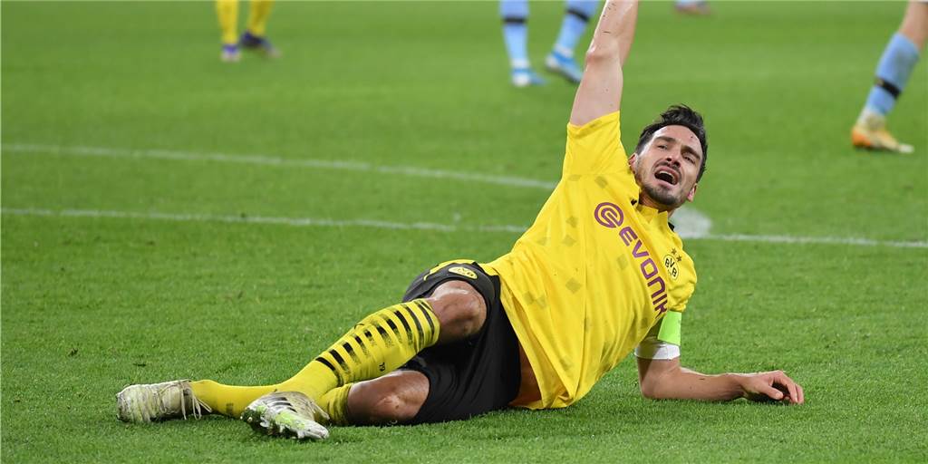 BVB-Abwehrchef Hummels kehrt zurück - mit Sorgen im Gepäck BVB-Abwehrchef Hummels kehrt zurück - mit Sorgen im Gepäck