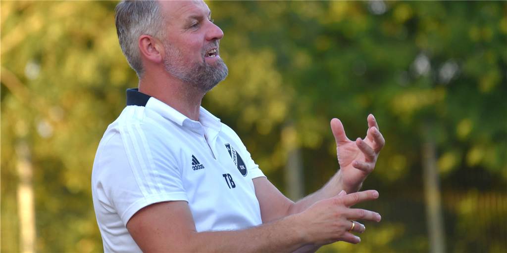 Amateurfußball-Legende: Thomas Biller, sehen wir Sie im Amateurfußball nochmal als Trainer? Amateurfußball-Legende: Thomas Biller, sehen wir Sie im Amateurfußball nochmal als Trainer?