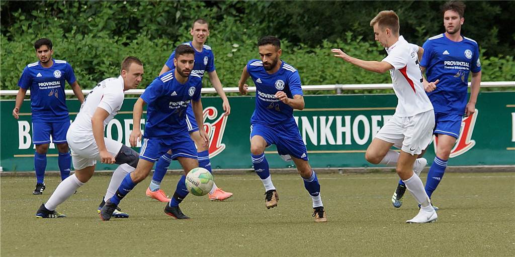 SSV jubelt im Reserve-Duell - Roman Spielfeld ist in Massen die Nummer 1 SSV jubelt im Reserve-Duell - Roman Spielfeld ist in Massen die Nummer 1