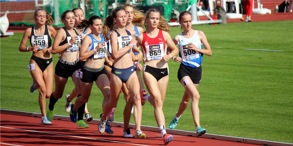 Silber bei der U18 DM ist der überragende Erfolg für Ida Lefering - auch Marie Gövert zufrieden Silber bei der U18 DM ist der überragende Erfolg für Ida Lefering - auch Marie Gövert zufrieden
