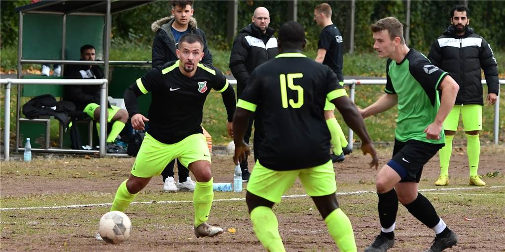Ein Spieler brilliert: SC Fröndenberg lässt Debakel gegen Weddinghofen vergessen Ein Spieler brilliert: SC Fröndenberg lässt Debakel gegen Weddinghofen vergessen
