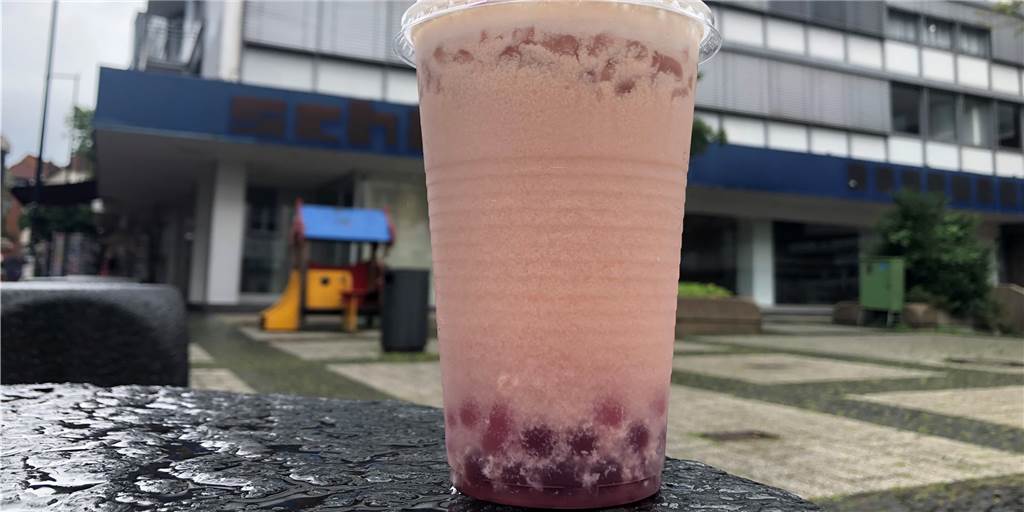 Immobilien-Experte sieht in Bubble-Tea-Geschäft Zukunft für Castrop-Rauxel Der Bubble Tea. Das Trend-Getränk könnte ein Vorreiter in Castrop-Rauxel sein.