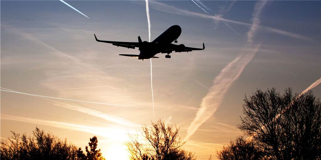 Flughafen Dortmund: Passagierzahlen sind 2021 sprunghaft angestiegen Deutlich mehr Abflüge kann der Dortmunder Flughafen 2021 verzeichnen (Symbolbild).