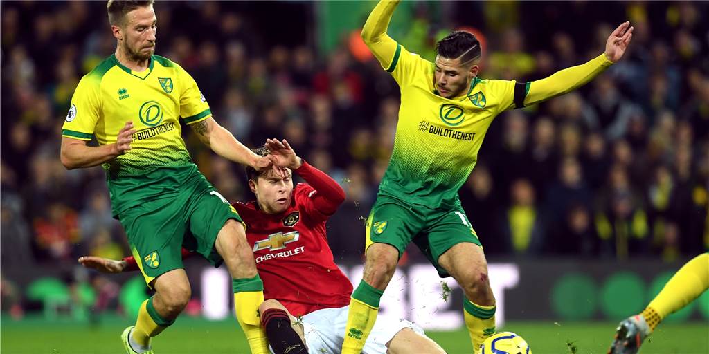 Profi Marco Stiepermann spielt aktuell für den FC Nordkirchen – seine Karriere in Bildern Marco Stiepermann (l.) stand zuletzt beim Premier-League-Teilnehmer Norwich unter Vertrag.