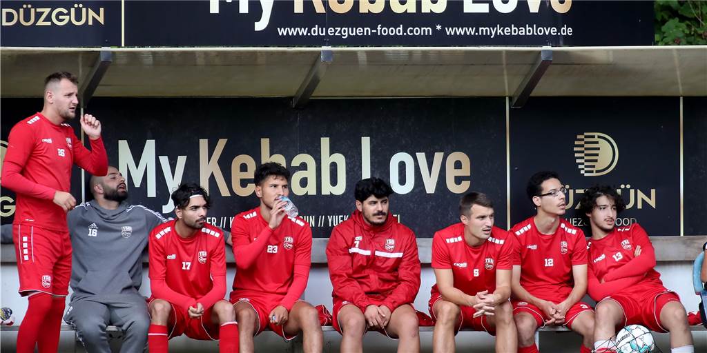 Einspruch-Aufreger beim Hecker-Cup: Türkspor unterliegt Holzwickede - steht aber trotzdem im Finale Einspruch-Aufreger beim Hecker-Cup: Türkspor unterliegt Holzwickede - steht aber trotzdem im Finale
