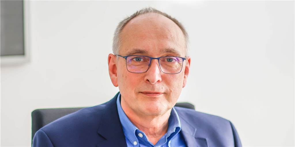 Unfruchtbar durch Impfung? Antworten auf die wichtigsten Impfskeptiker-Fragen Unfruchtbar durch Impfung? Antworten auf die wichtigsten Impfskeptiker-Fragen