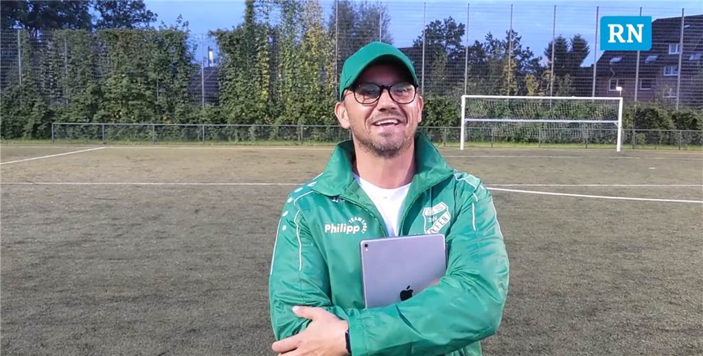 Im Video: Patrick Linnemann muss noch den „A-Jugend-Flair“ beim SuS Olfen bekämpfen Trotz fünf geschossener Tore gab es für Patrick Linnemann etwas zu kritisieren.