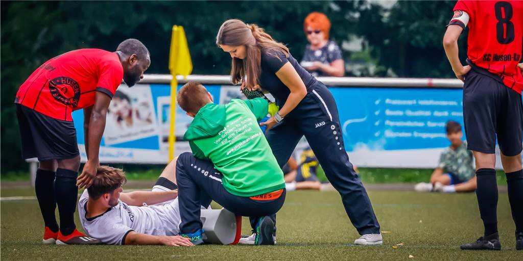Verletzungs-Boom im Amateurfußball: Ist die lange Corona-Pause schuld? Verletzungs-Boom im Amateurfußball: Ist die lange Corona-Pause schuld?