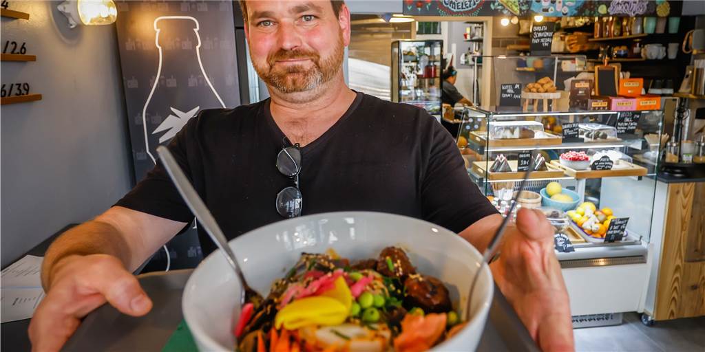 An der Saarlandstraße gibt es jetzt gesundes und veganes Fast Food An der Saarlandstraße gibt es jetzt gesundes und veganes Fast Food