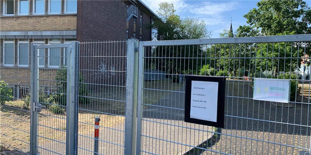 Dorsten kann Geflüchtete aufnehmen - wie viele kämpfen sich durch? Die Zentrale Unterbringungseinrichtung des Landes an der Bochumer Straße: Hier können bis zu 250 Menschen vorübergehend wohnen.