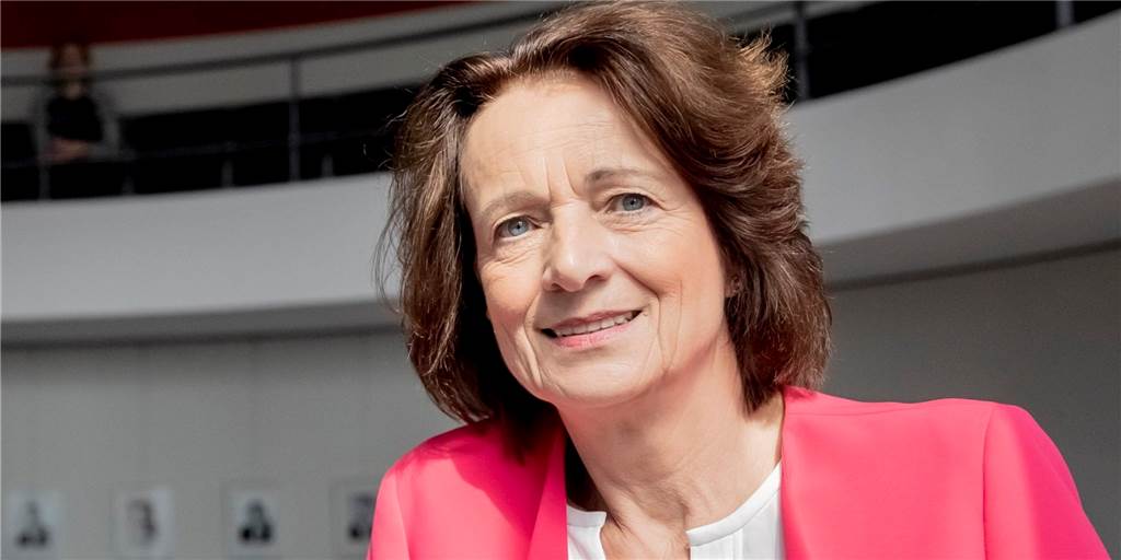 Bundespolitikerin Freitag: Kinder und Jugendliche dürfen nicht zu Sportmuffeln werden! Bundespolitikerin Freitag: Kinder und Jugendliche dürfen nicht zu Sportmuffeln werden!