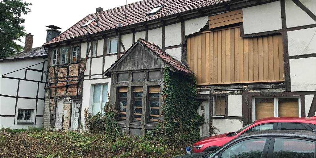 Gammelhaus an der Südmauer: Stadt Werne will es kaufen Der Eigentümer des Gammelhauses an der Südmauer hat Klage eingereicht. Die Stadt will ihm nun trotzdem ein Kaufangebot machen.