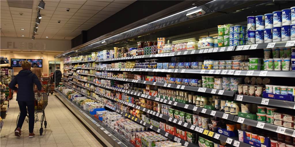 Maskenverweigerer in Werne: „Bis jetzt haben wir keinen verweisen müssen“ In Supermärkten gilt nach wie vor die Maskenpflicht. Aber nicht immer halten sich alle Kunden daran.