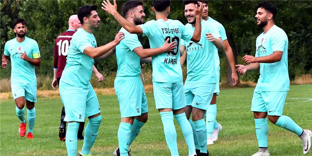 TSC Kamen setzt vor dem Liga-Start ein Ausrufezeichen und stürmt ins Kreispokal-Achtelfinale TSC Kamen setzt vor dem Liga-Start ein Ausrufezeichen und stürmt ins Kreispokal-Achtelfinale