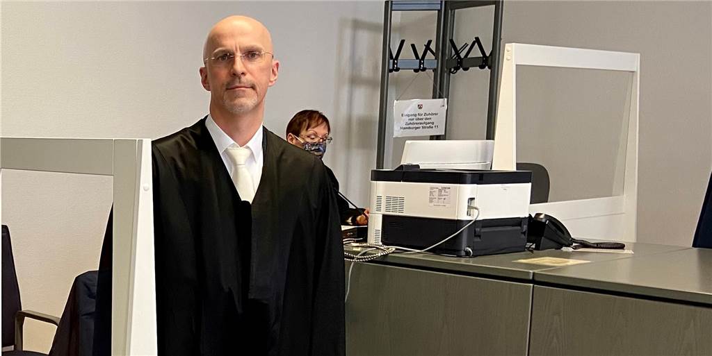 Überfall auf mutmaßlichen Dealer: Zwei Männer wollten angeblich nur Gutes tun Marco Ostmeyer verteidigt den mutmaßlichen Haupttäter.
