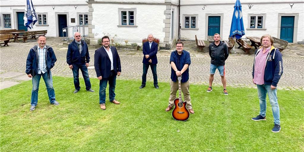 Kostenlose Open-Air-Konzerte vor dem Wasserschloss: Zugang nur für 2G Kostenlose Open-Air-Konzerte vor dem Wasserschloss: Zugang nur für 2G