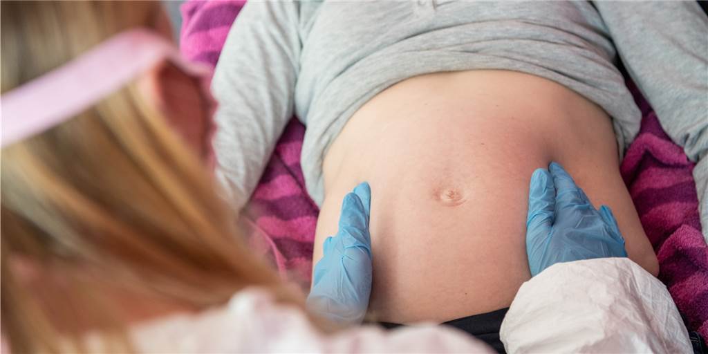 Schwangerschaft erhöht das Todesrisiko durch Corona für junge Frauen um das 26-Fache Schwangerschaft erhöht das Todesrisiko durch Corona für junge Frauen um das 26-Fache