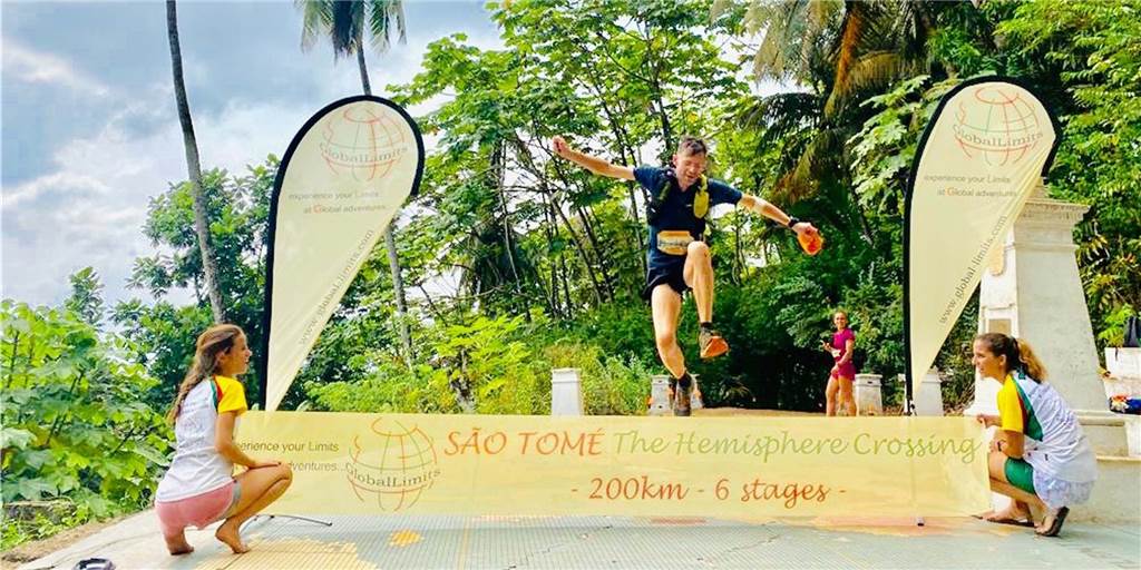 200 Kilometer durch den Dschungel - Schermbecker ging über den Äquator und an seine Grenzen Hans-Jürgen Rohkämper auf Sao Tomé