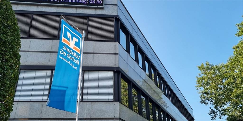Fusion Volksbank Bocholt mit VR-Bank Westmünsterland: Mitarbeiter reden zukünftig mit Der Volksbank-Sitz in der Meckenemstraße wird künftig eines von fünf Kompetenz-Center der fusionierten Bank sein.