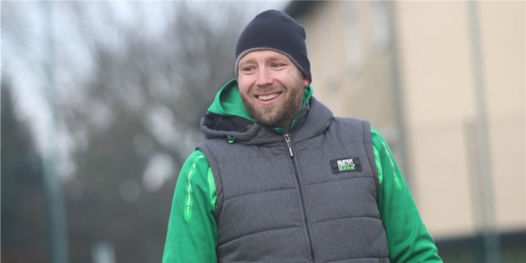 Saisonstart steht vor der Tür und doch noch nicht fit? Das können Sportler machen Sven Schneider kümmert sich um die Fitness beim PSV Bork.